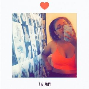 Meet your Posher, Alexus